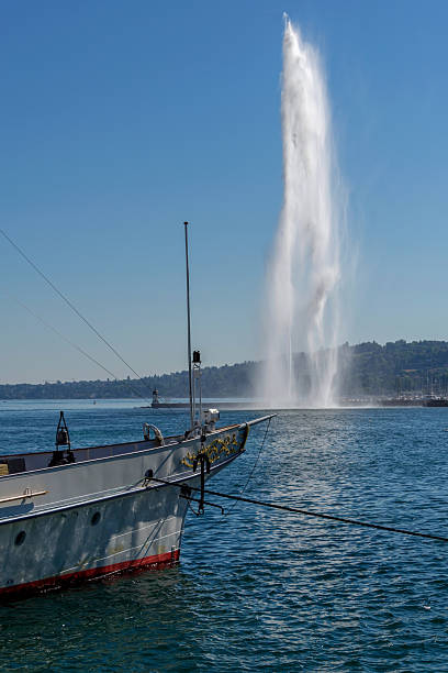 The Jet d'Eau (Water-Jet) is a large fountain in Geneva, Switzerland and is one of the city's most famous landmarks.Five hundred litres of water per second are jetted to an altitude of 140 m by 2 pumps.