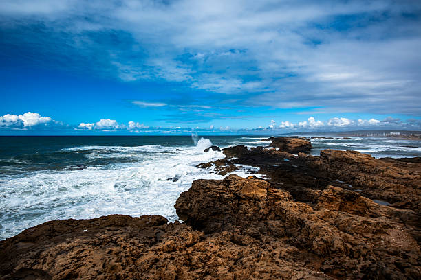 istock 2024 03 21 Essaouira beach rocks and waves 31 2225529204