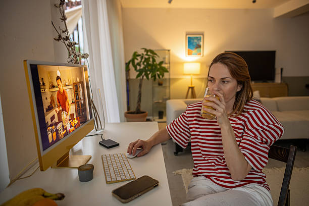 istock Woman works from home 2225750373