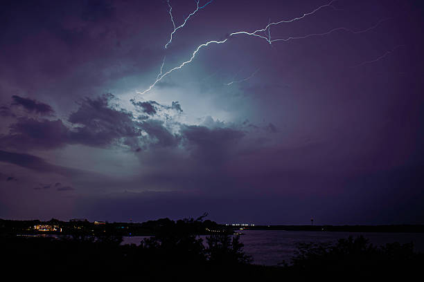 istock lightening over lake lewisville 2225855073