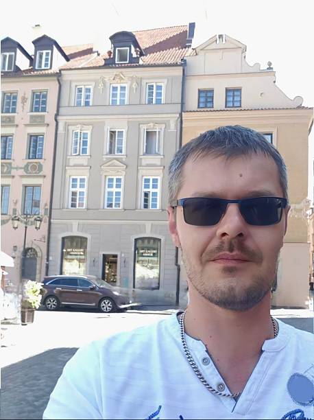istock Old Town of Warsaw 2226039136