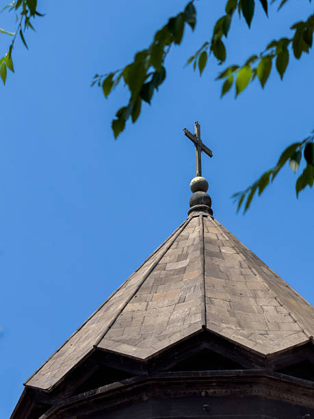 istock A cross is on top of a building 2226266302