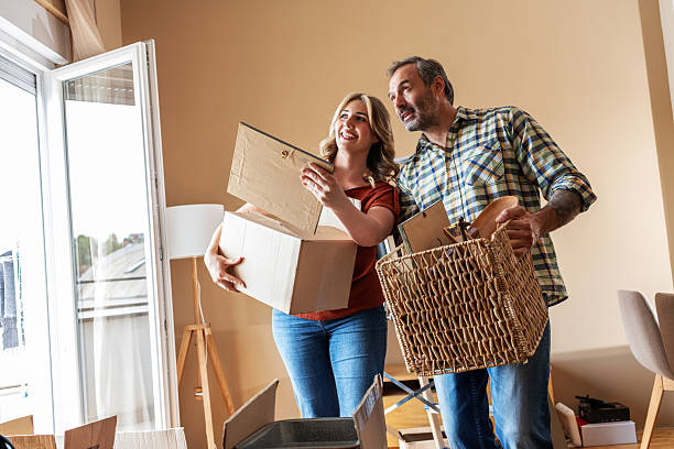 istock A married couple is moving into their new apartment. 2226337112