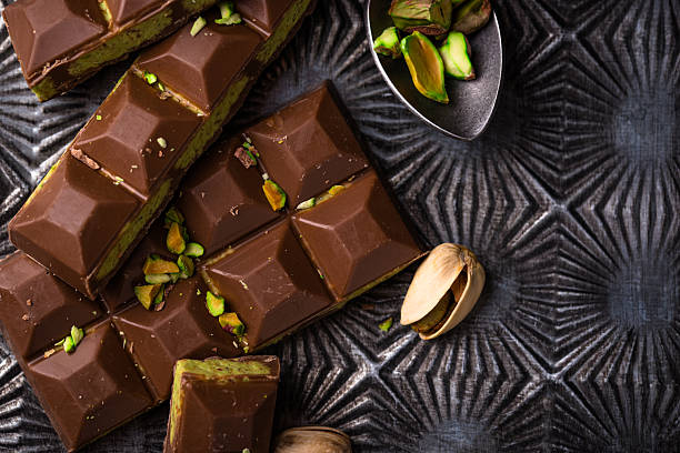 istock Dubai chocolate with kadayif pistachio filling 2226363963