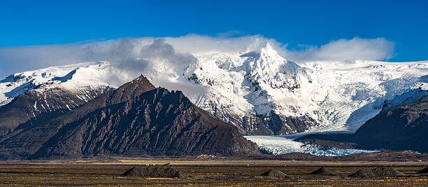 istock Mountain panorama, Southern Iceland 2226490150
