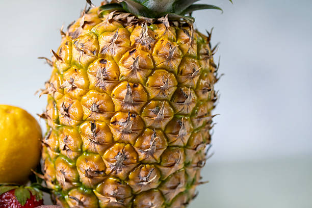 Detail of the pineapple