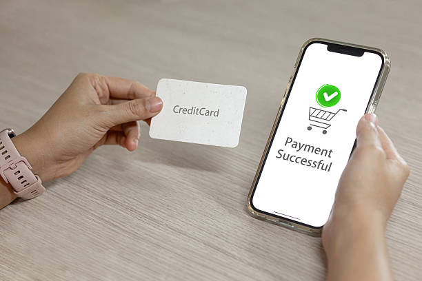 istock credit-card-mobile-payment-success-digital-shopping-transaction 2226614472