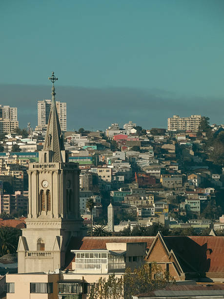 istock Valparaiso cityscape 2226664818