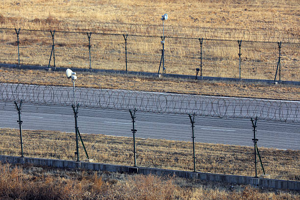 Airport wire fence