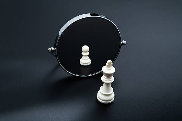 istock King piece wants to be pawn 2226852524