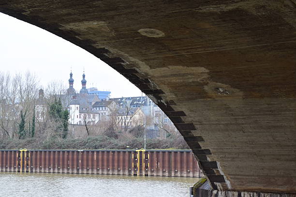 arch bridge with a view to Koblenz