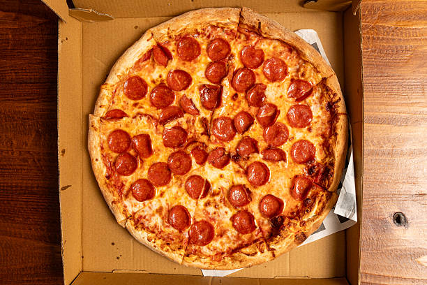 istock Pizzeria Food 2227433303