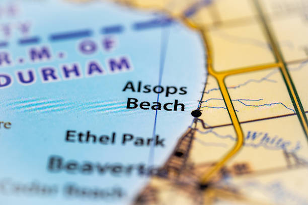 istock Alsops Beach, Ontario, Canada highlighted on a world map. 2228057958