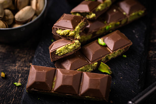 istock Dubai chocolate with kadayif pistachio filling 2228177437