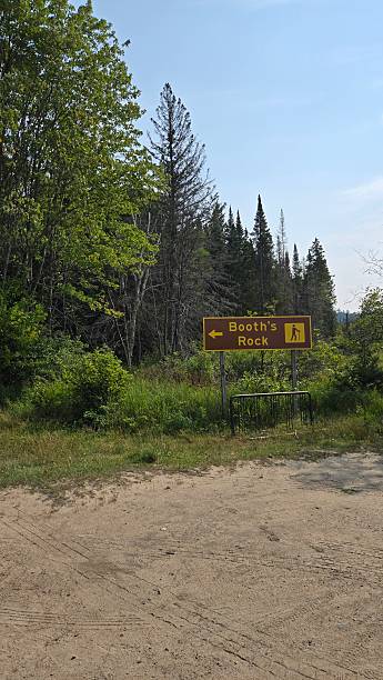 istock Booth's Rock Trail Sign - Vertical 2228214378