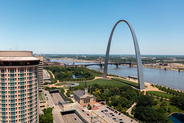 istock Gateway Arch and Mississippi River in St. Louis 2228235887