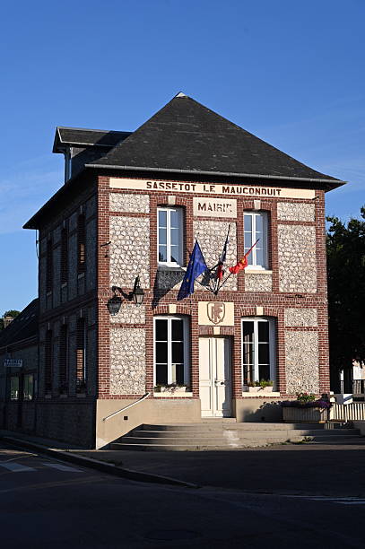 istock Rathaus in Sassetot-le-Mauconduit 2228369432