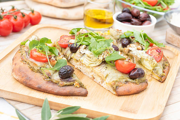 istock Homoemade Greek pita chicken pizza 2228683769