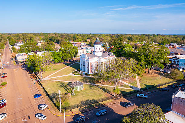 istock Aerial view of the Courthouse Square in Canton, MS 2229016632