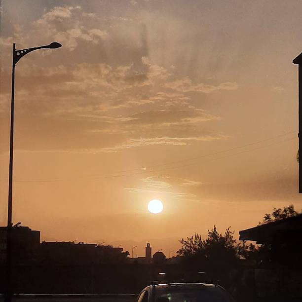 istock Sunset Over the City 2229038312