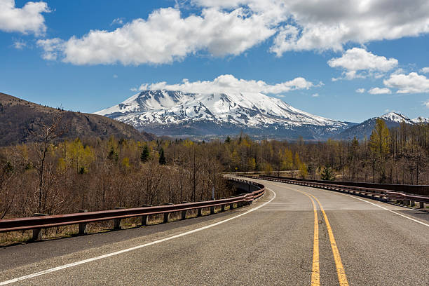 istock Highway to St. Helens volcano in Washington 2229278119
