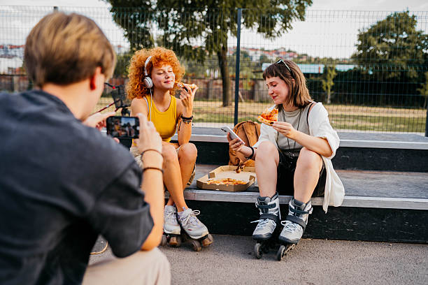 istock Party in a skateboard park 2229387247