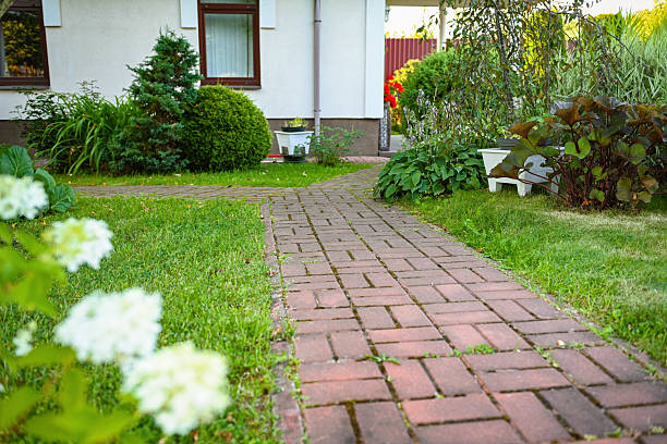 istock country house and garden 2229425754