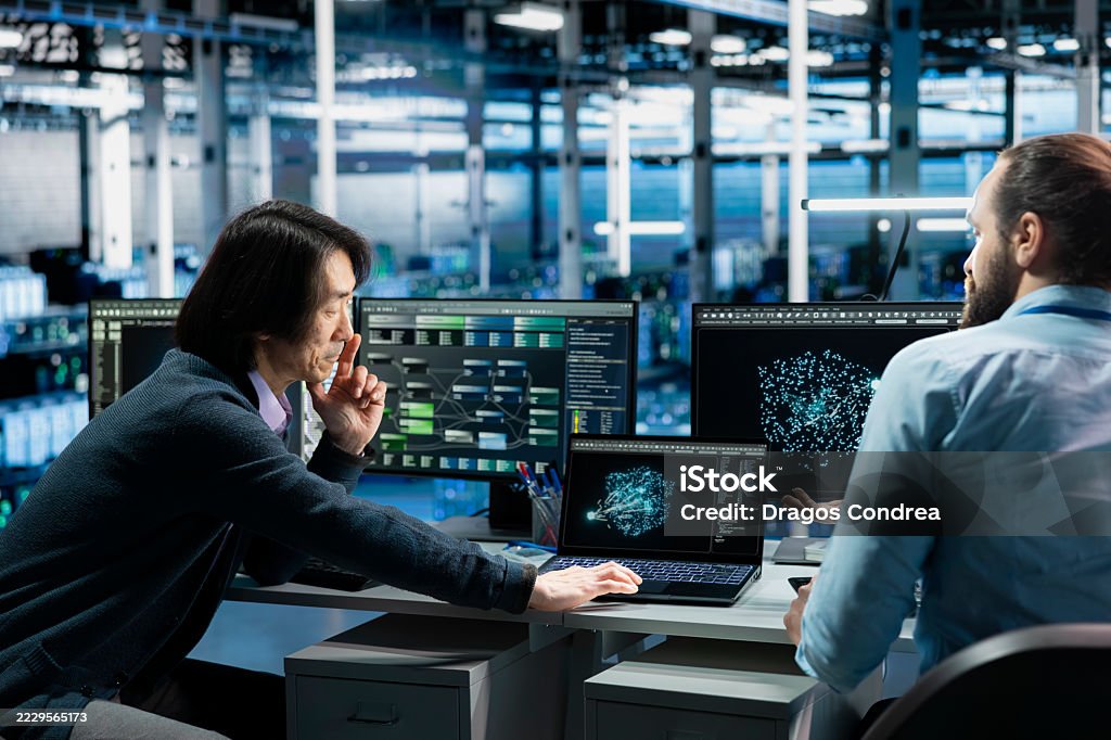 Software Connectivity Issue Software Developers In Data Center Troubleshooting Connectivity Issues ...