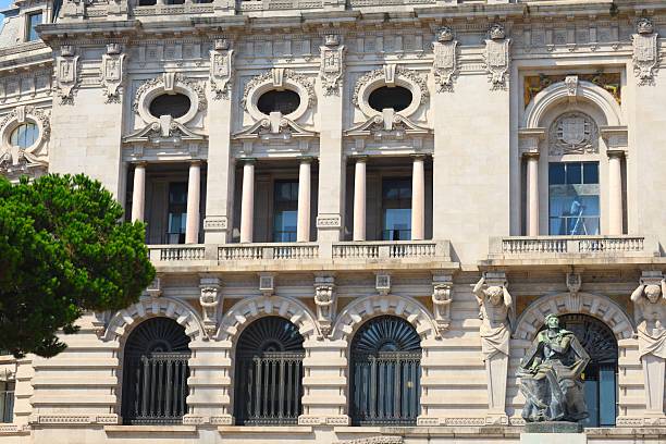 istock Porto City Hall 2229602041