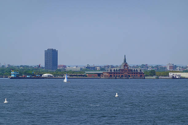 istock Lower Manhattan Skyline At Noon 2230028258