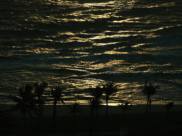 Clean beaches and vast oceans in Hainan sanya