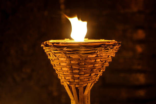Candle flame ,Light, Lamp, Oil lamp, Light bulb, Torch, Candle wick, Wick, Night, Dark, Dusk, Bright, Bokeh, Point, Light bulb ,candle dripping ,Floating, Loy Krathong tradition, Sukhothai, Thailand