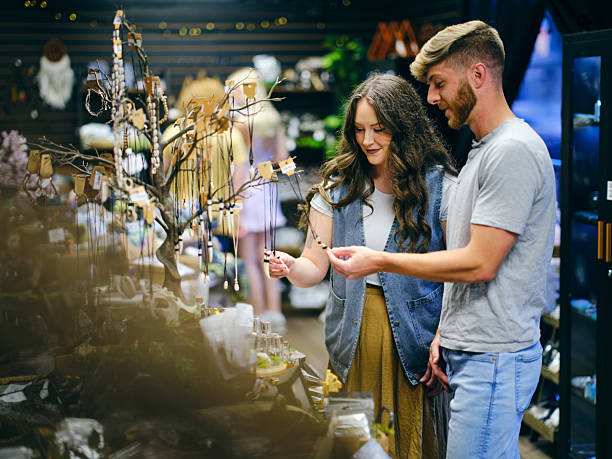 istock Couple Shopping in a Gift Shop 2230163516