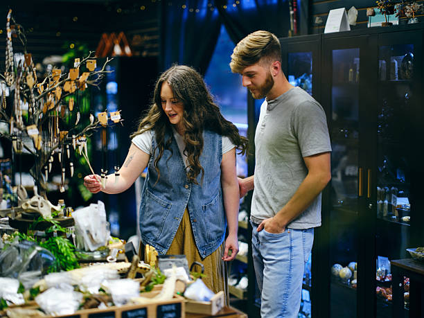 istock Couple Shopping in a Gift Shop 2230163526