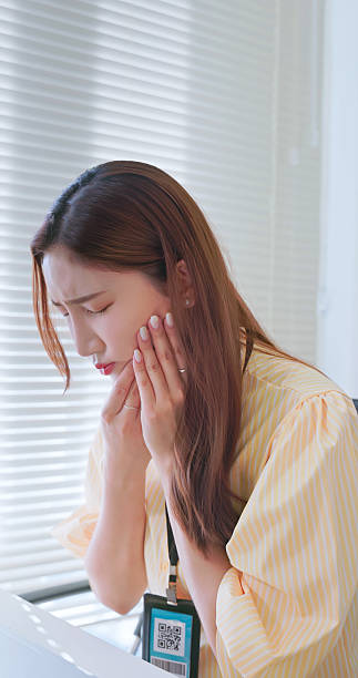 businesswoman has toothache