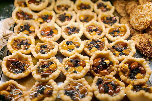 In addition to the main course menu, vegan food also includes snacks or desserts that are suitable for families during the holidays.