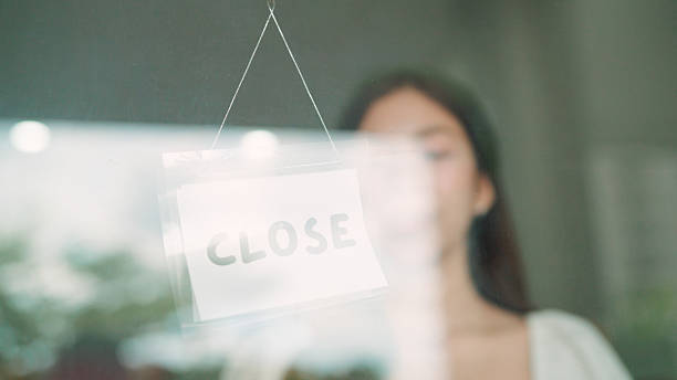 istock Florist closing flower shop 2230375286