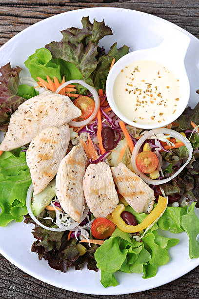Mixed Green Salad Chicken with White Sauce