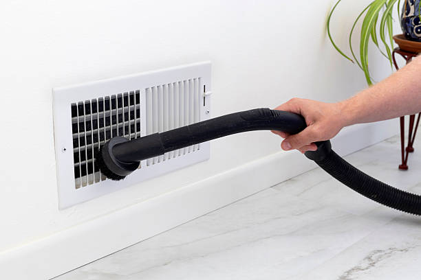 istock Cleaning air vent cover 2230870591