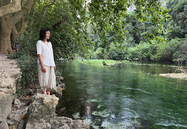 After dipping her feet in the ice cold water