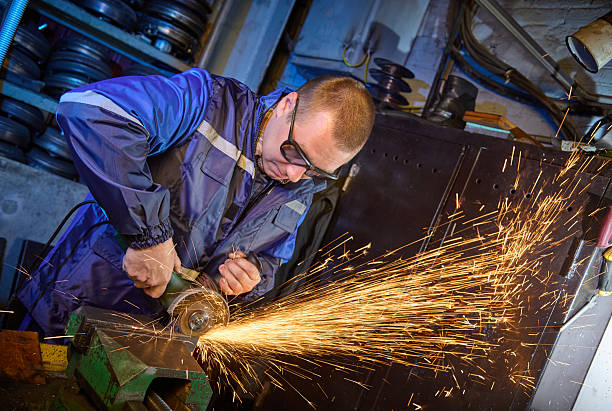 istock A mechanic working in a repair shop 2230968879