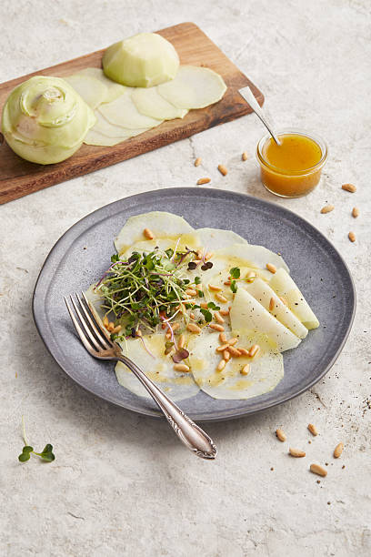Kohlrabi carpaccio