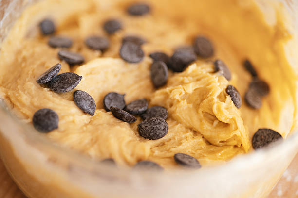 Macrophotography of chocolate chips cookies.