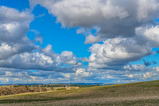 Winter views of the countryside between Blayney and Millthorpe in the Central West, NSW, Australia.