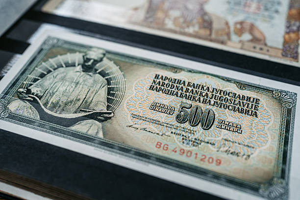 istock 500 Dinar Banknote From Yugoslavia On The Table 2231276685