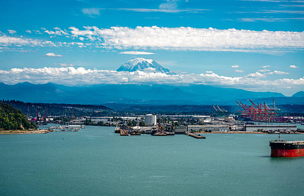 istock Summer Tacoma Port 2 2231677426