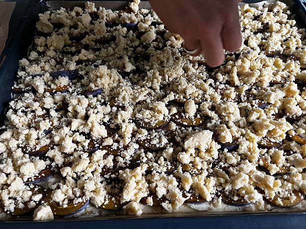 Bake plum crumble cake