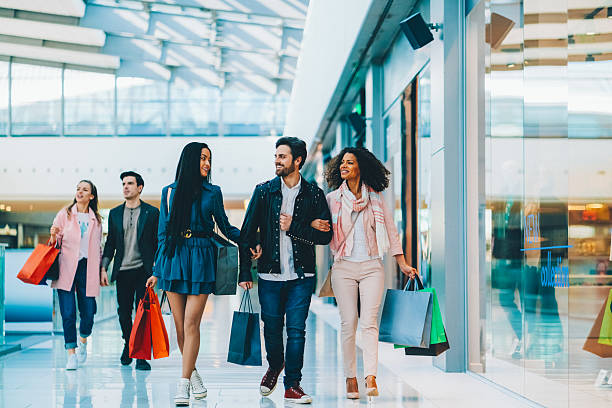 istock Friends in the shopping mall 2231860570