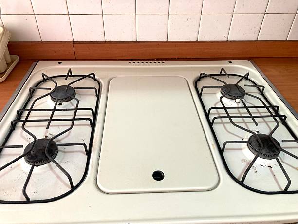 istock Clean stove after cleaning 2231866240