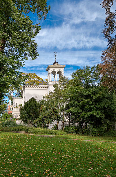 Listed Italian-style tower villa in Berlin-Wannsee